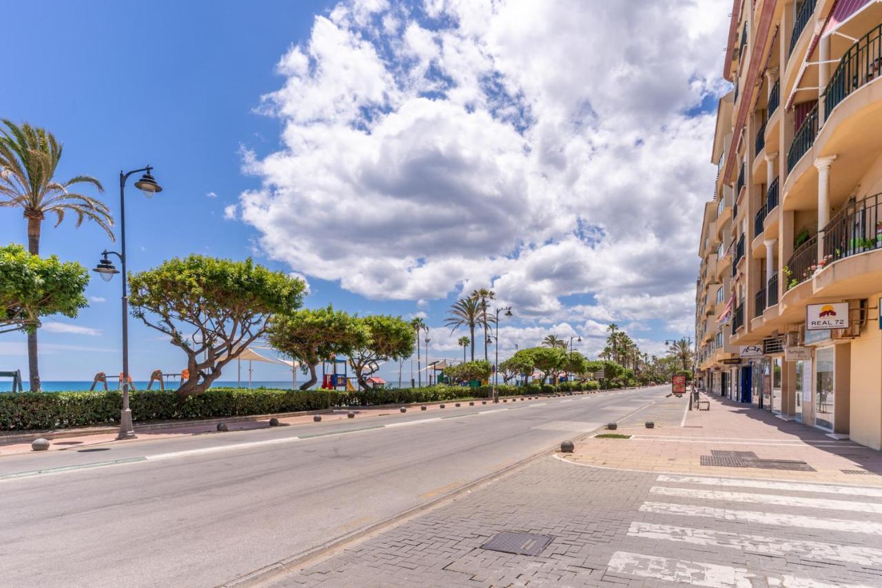 Estepona Beachside Apartment Exterior photo