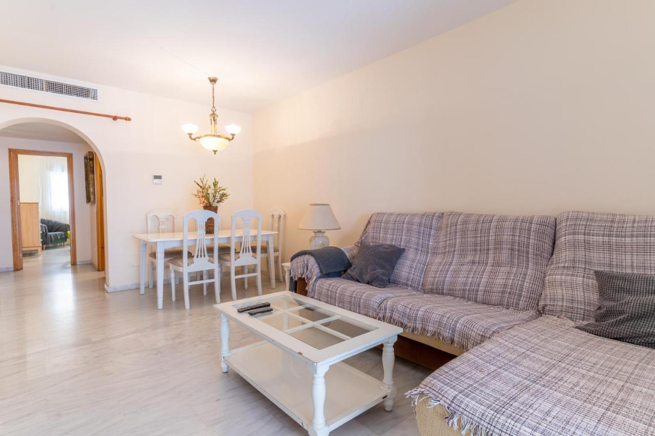 Estepona Beachside Apartment Exterior photo